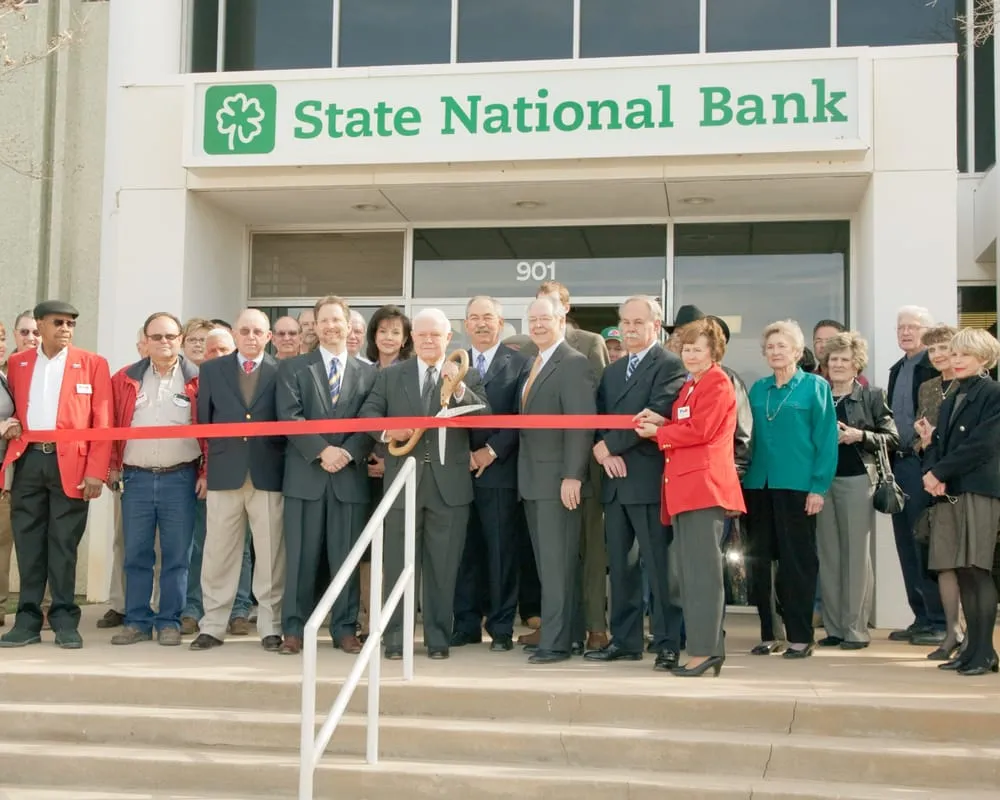 Ribbon cutting ceremony at the new State National Bank headquarters